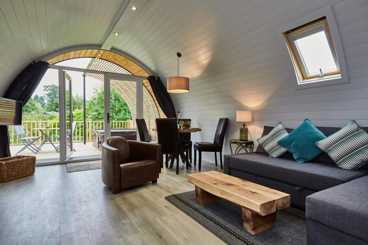 Braidhaugh Holiday Lodge And Glamping Park Crieff Exterior photo