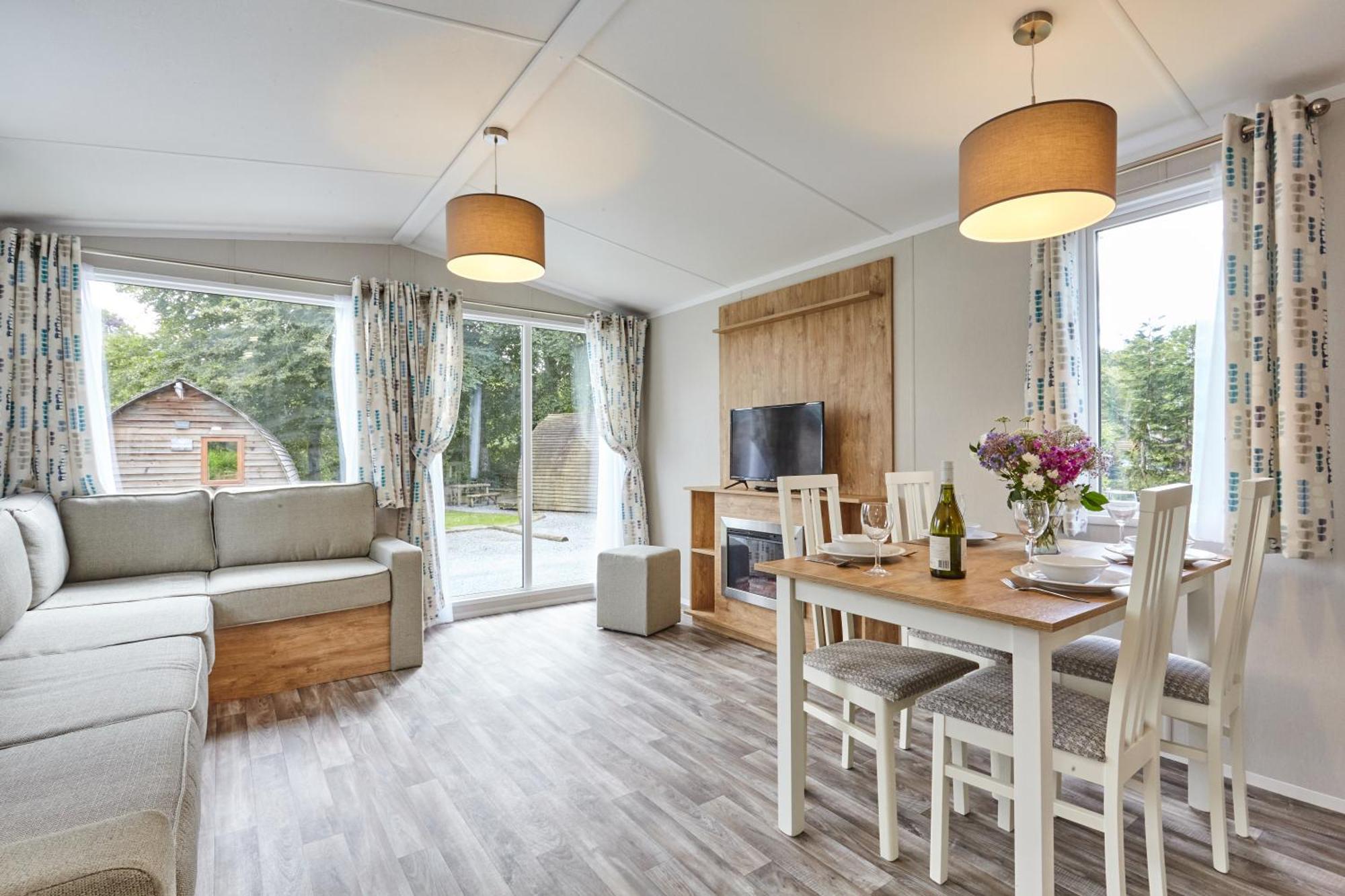 Braidhaugh Holiday Lodge And Glamping Park Crieff Exterior photo